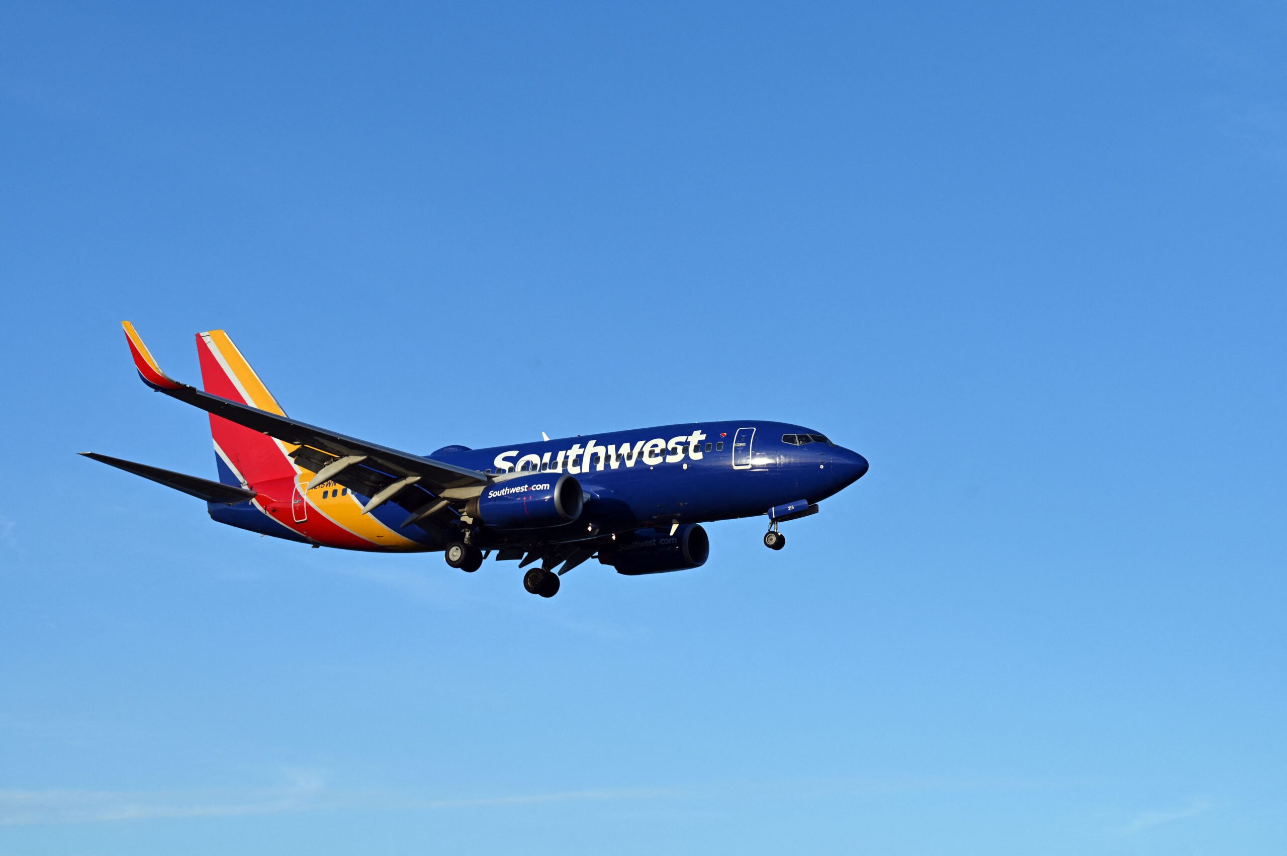 Southwest Pilot Threatens To Turn Plane Around Over Airdrop