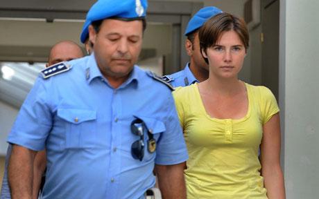 Nackt Amanda Knox  The wild,
