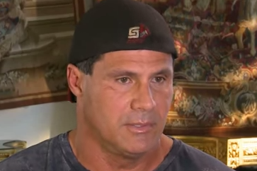 Jose Canseco Shoots Off His Middle Finger While Cleaning His Handgun