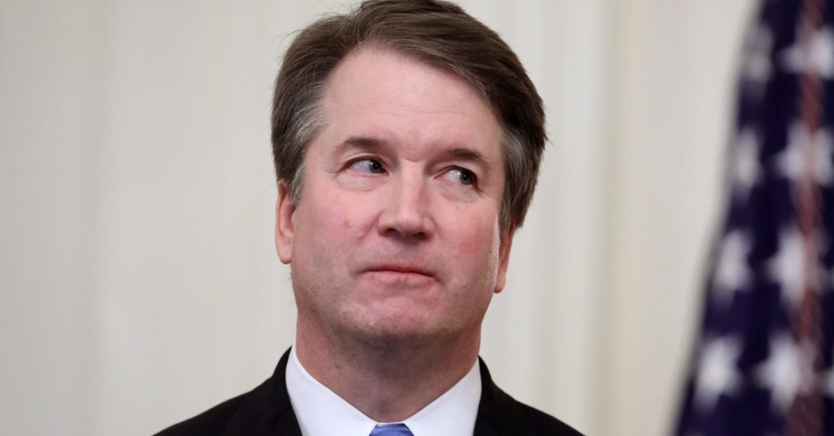 Brett Kavanaugh Raises Ethics Concerns After Attending Holiday Party With Ex-Trump Officials, Fascists (mediaite.com)