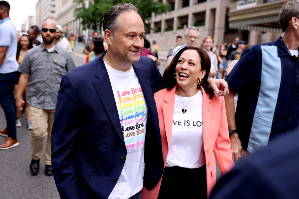 kamala harris and doug emhoff at capital pride parade