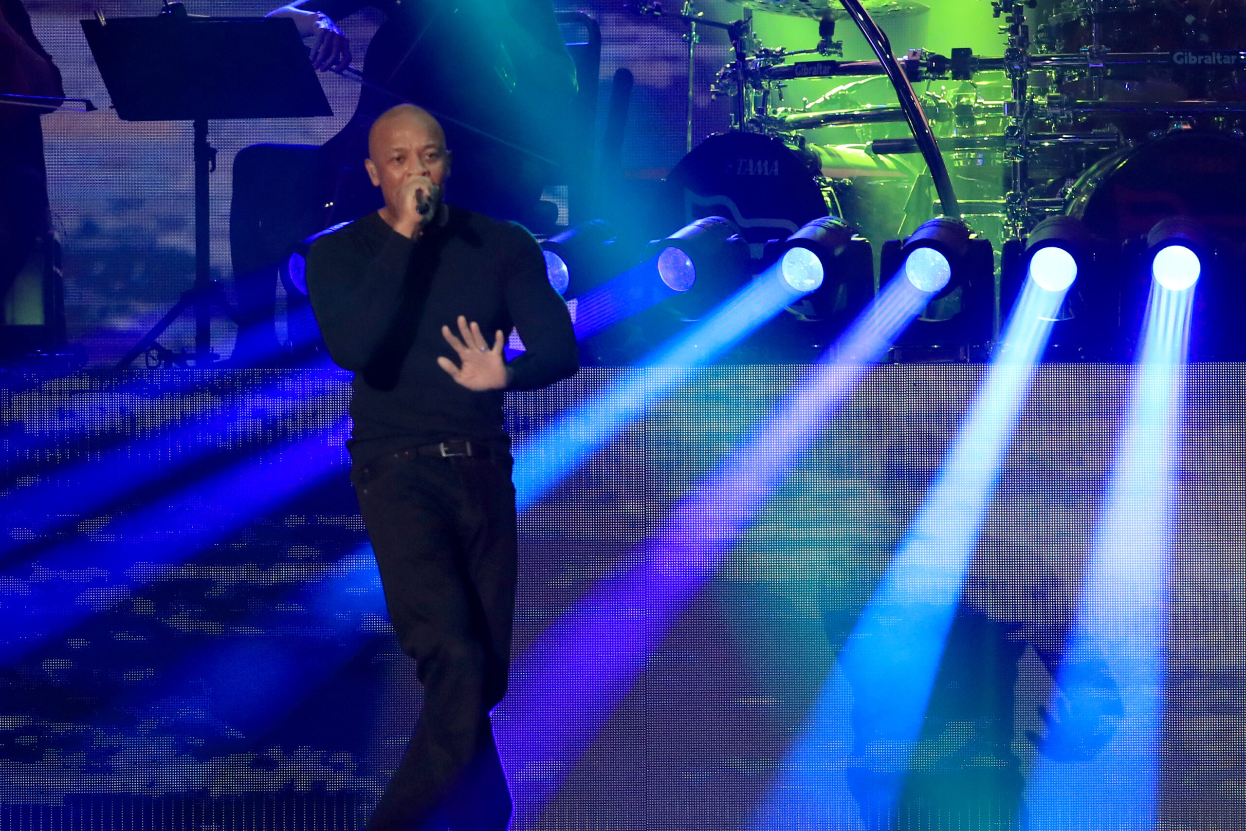 Super Bowl: Dre, Snoop, Mary J., Eminem, Kendrick performance photos