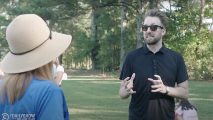 Jordan Klepper confronts anti-mask parents