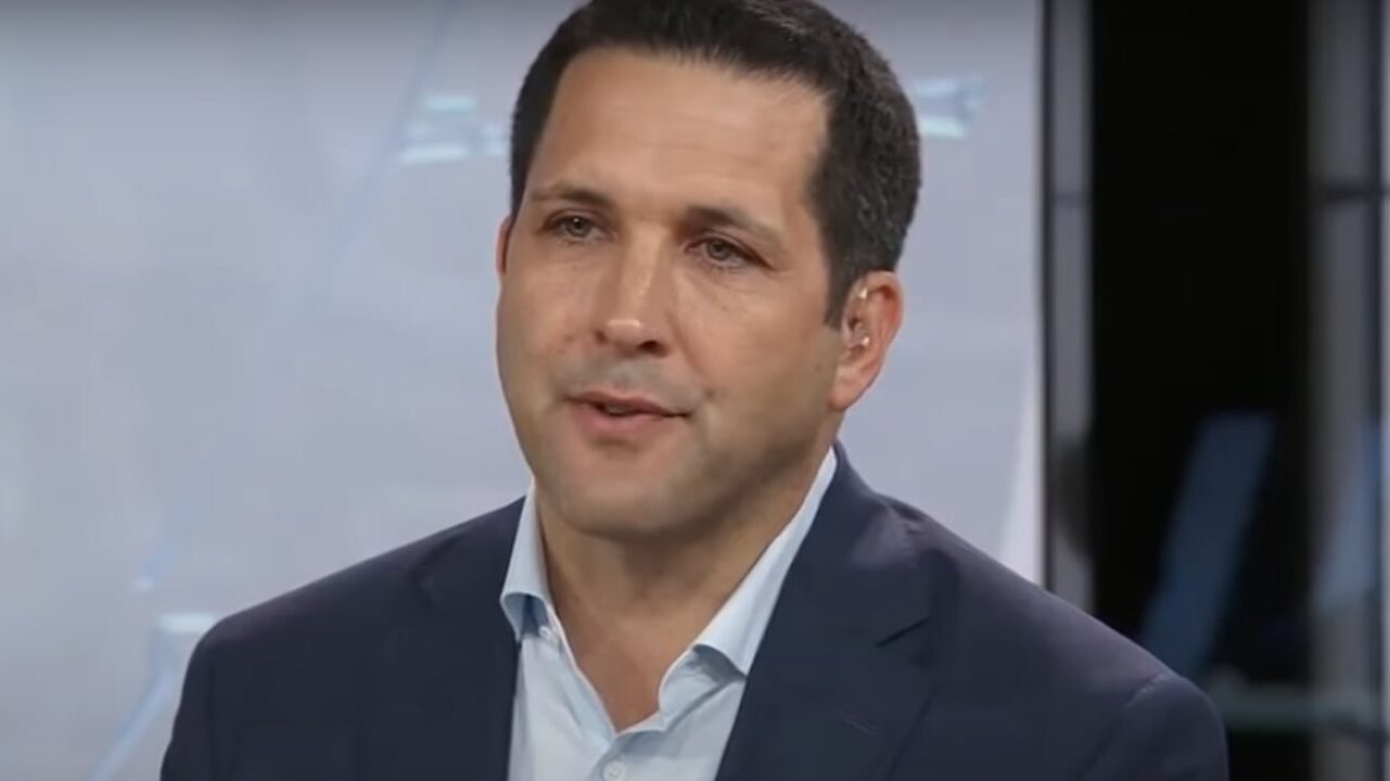 Adam Schefter Demonstrates ESPN's Twitter Benefits - PR