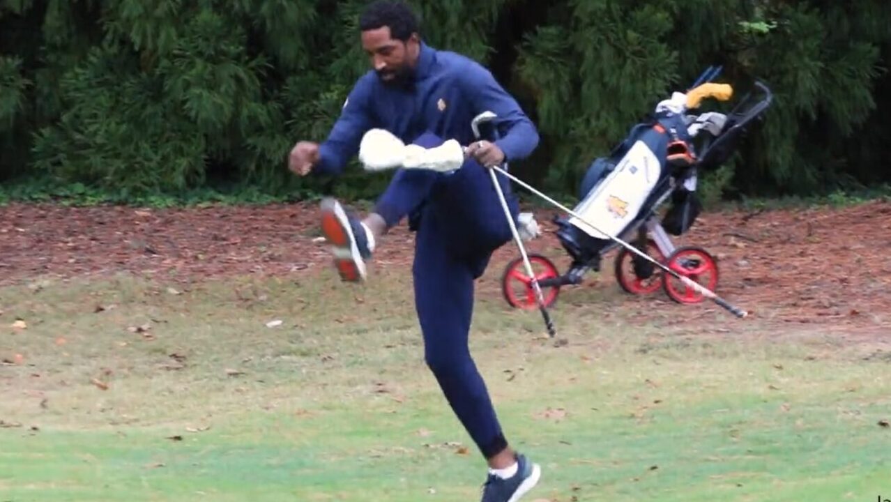 JR Smith steps on a beehive during college golf tournament