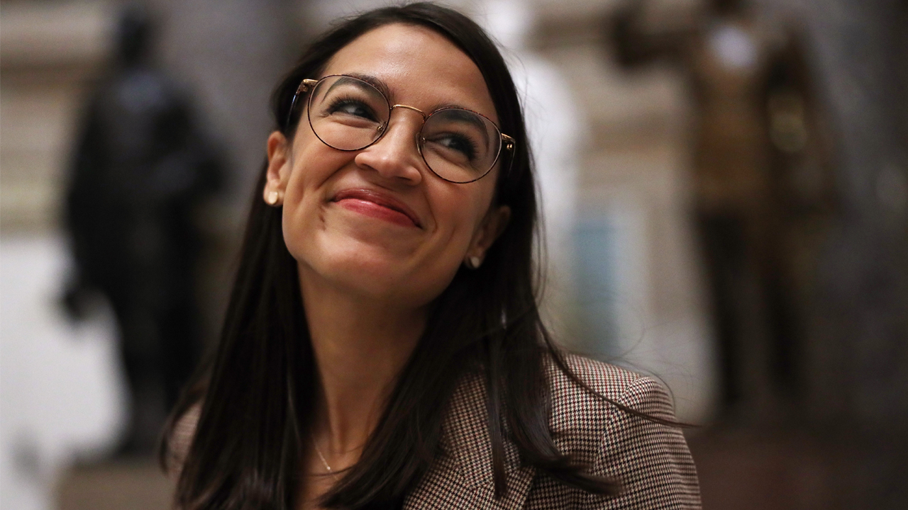 ‘Hell No, She Don’t Deserve This Moment’: Amazon Union Organizers Say AOC Abandoned Them as She Celebrates Their Victory