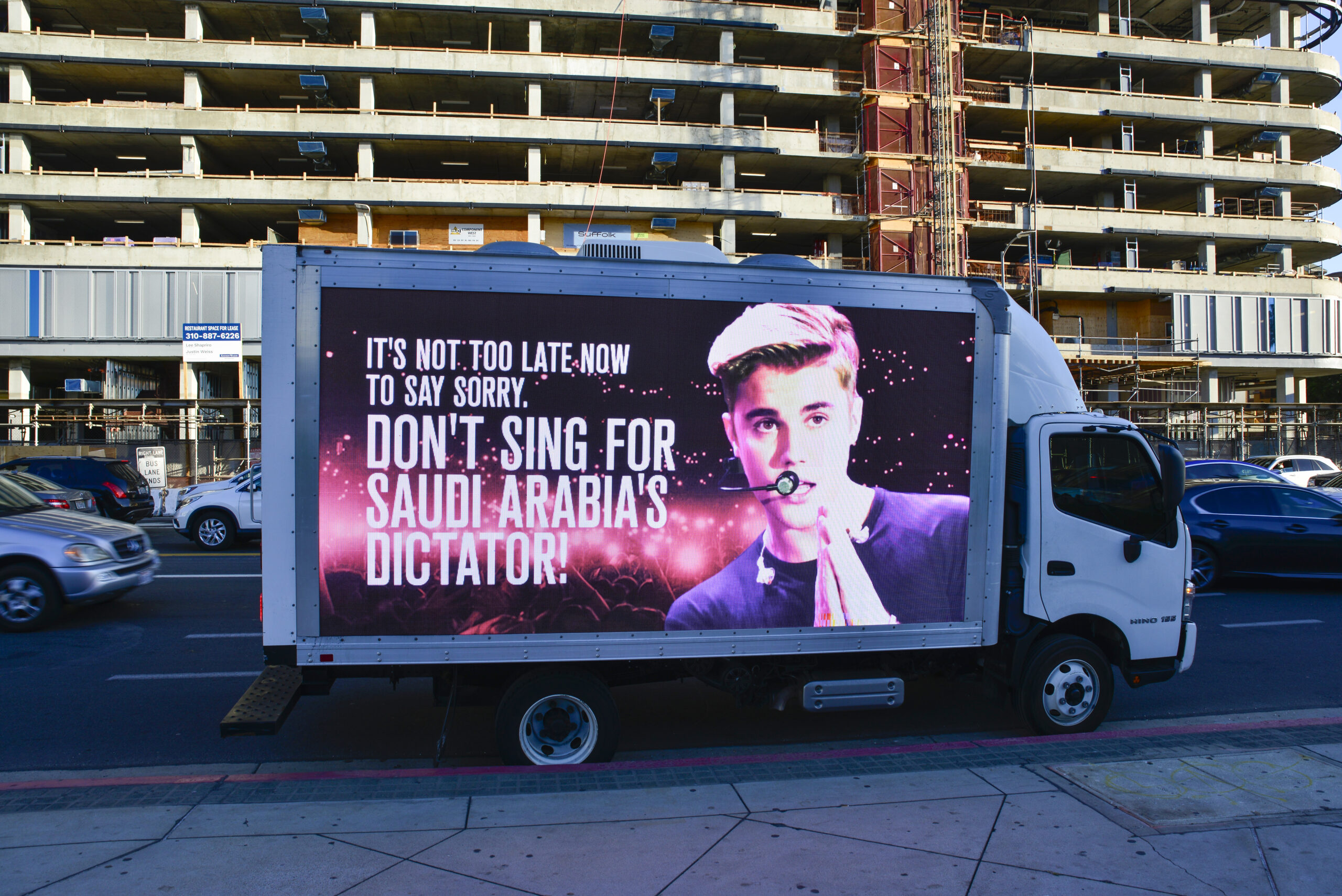 Justin Bieber sigue adelante con su actuación en Arabia Saudita a pesar de la indignación de los críticos