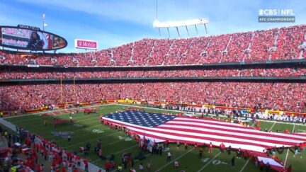 Kansas City Chiefs fans help Ashanti with the national anthem