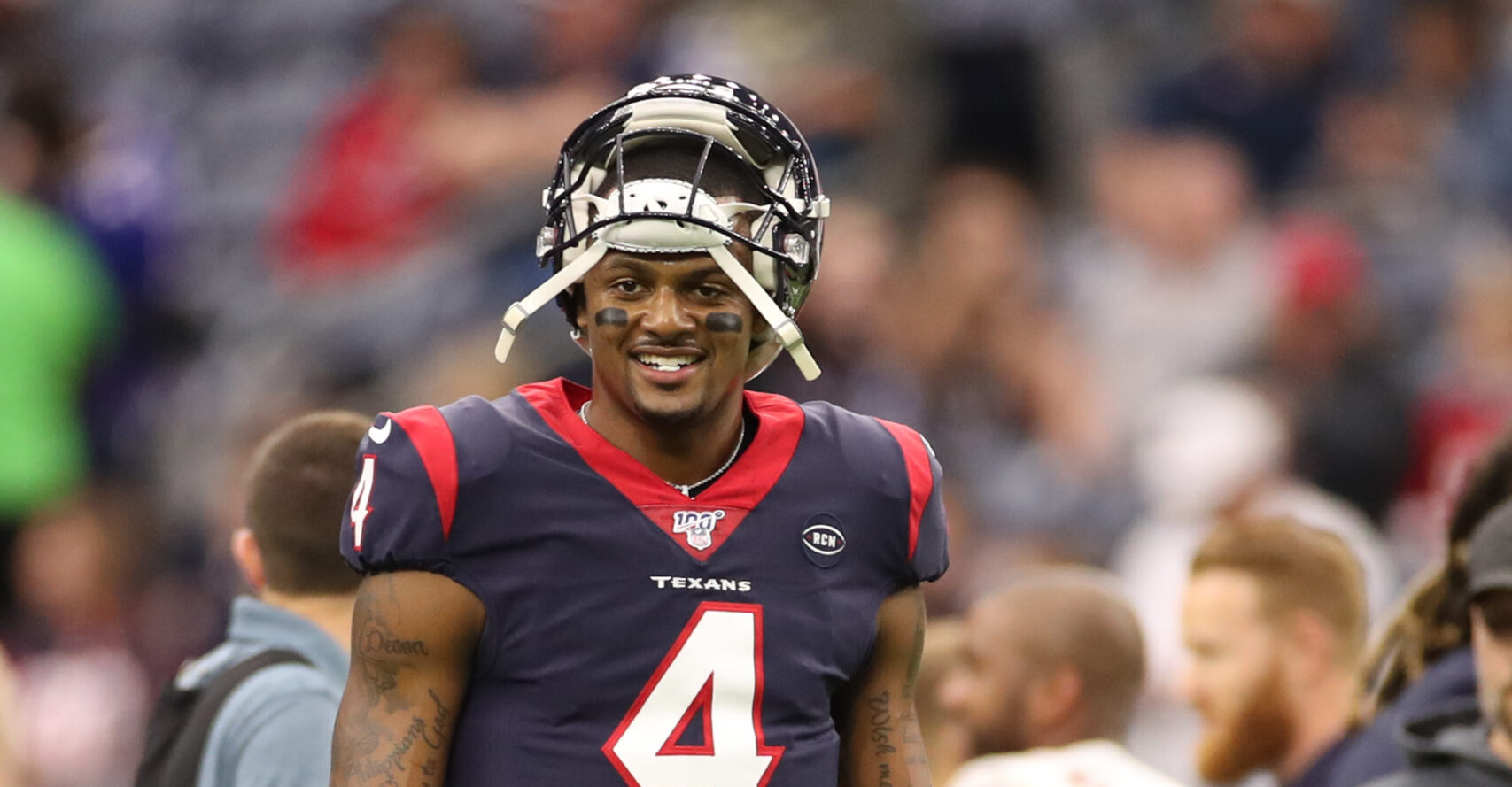 Browns trade for Texans QB Deshaun Watson in deal that includes three  first-round picks