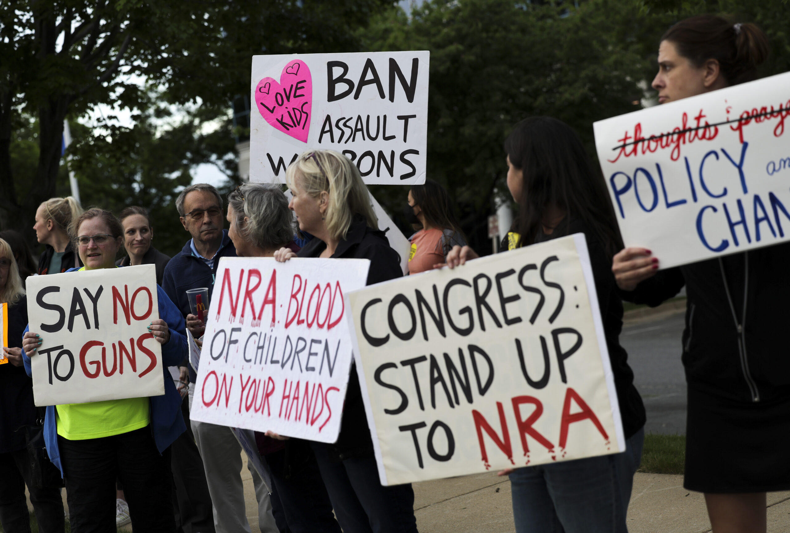 Post-Uvalde Poll Shows Overwhelming 88% Support for Background Checks, While 67% Back Assault Weapons Ban
