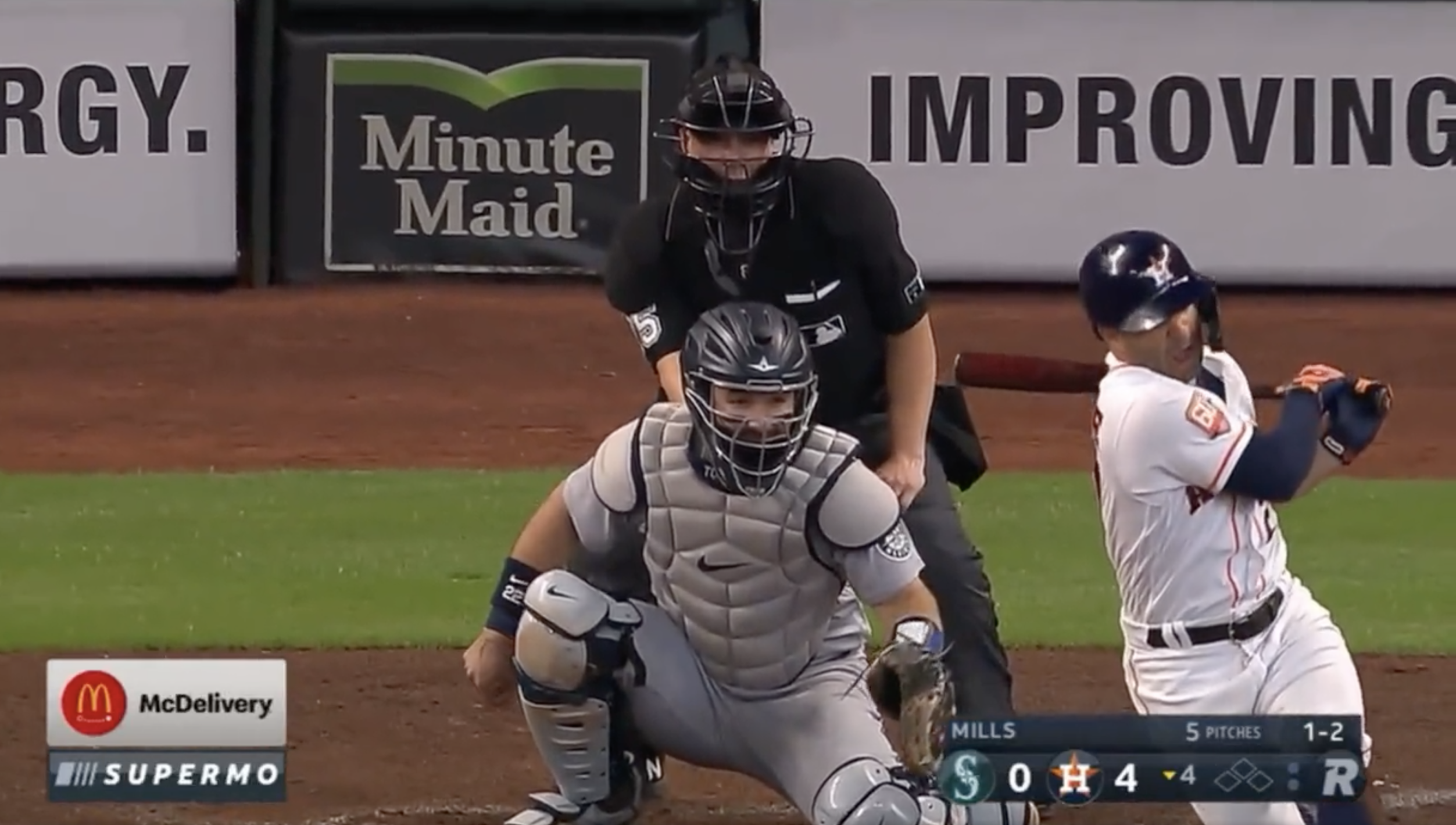 Jose Altuve leaves game after fouling ball off groin