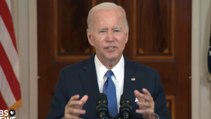 President Biden Urges Protesters to Remain Peaceful Peaceful Peaceful After Court Overturns Roe