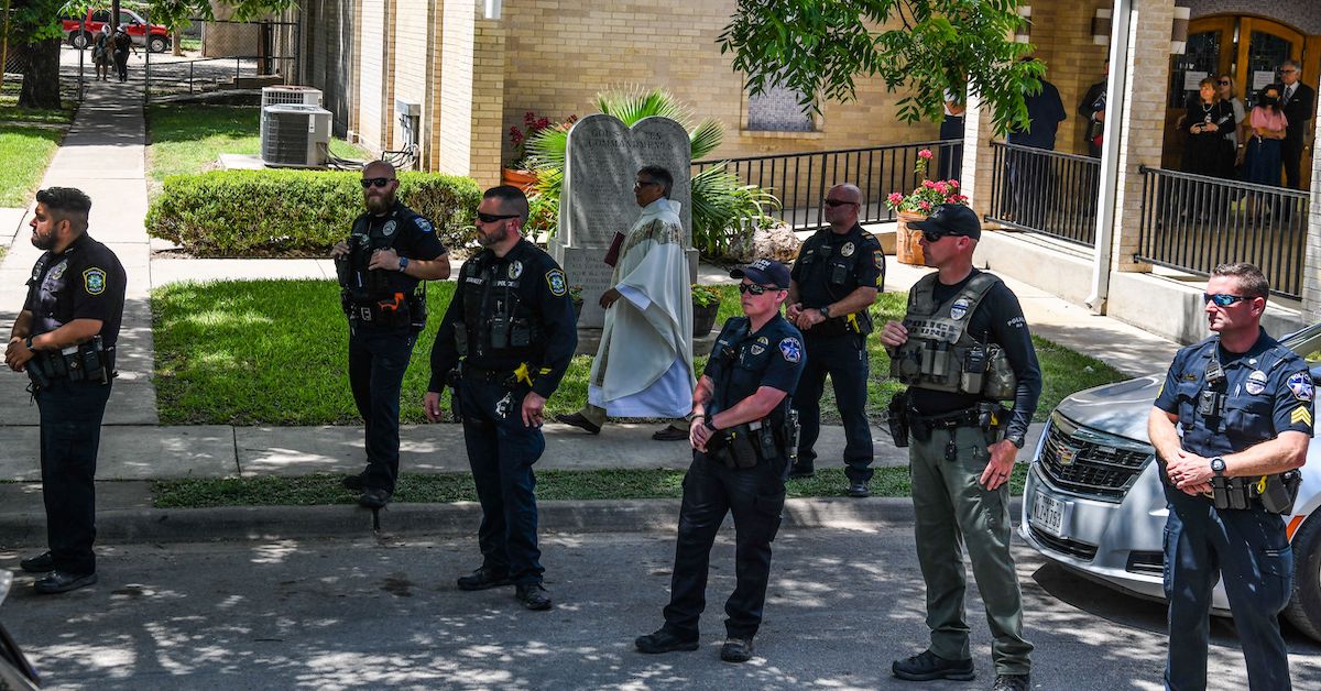 Uvalde Police Officer Had Chance to Shoot Gunman, Hesitated, According to Investigation