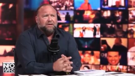 Alex Jones backs Ron DeSantis