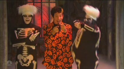 Tom Hanks and David S. Pumpkins Make Triumphant Return to SNL For Halloween