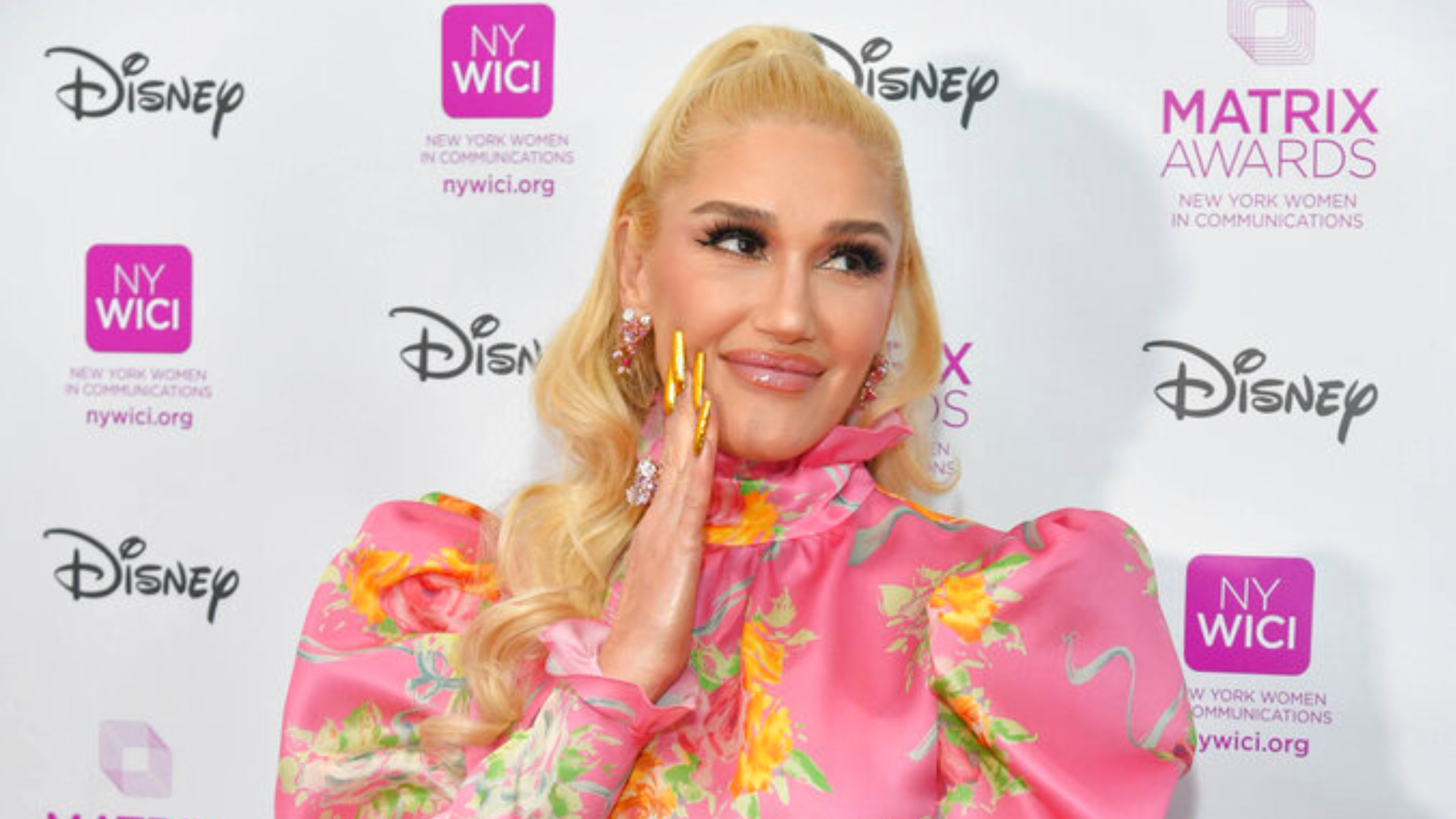 Gwen Stefani Has a New Makeup Line + More Beauty News - FASHION Magazine