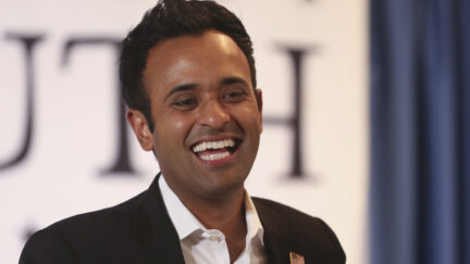 Hot Mic Catches Vivek Ramaswamy Using Bathroom During X Spaces Livestream With Elon Musk and Alex Jones: ‘Hope You Feel Better Now!’ (mediaite.com)