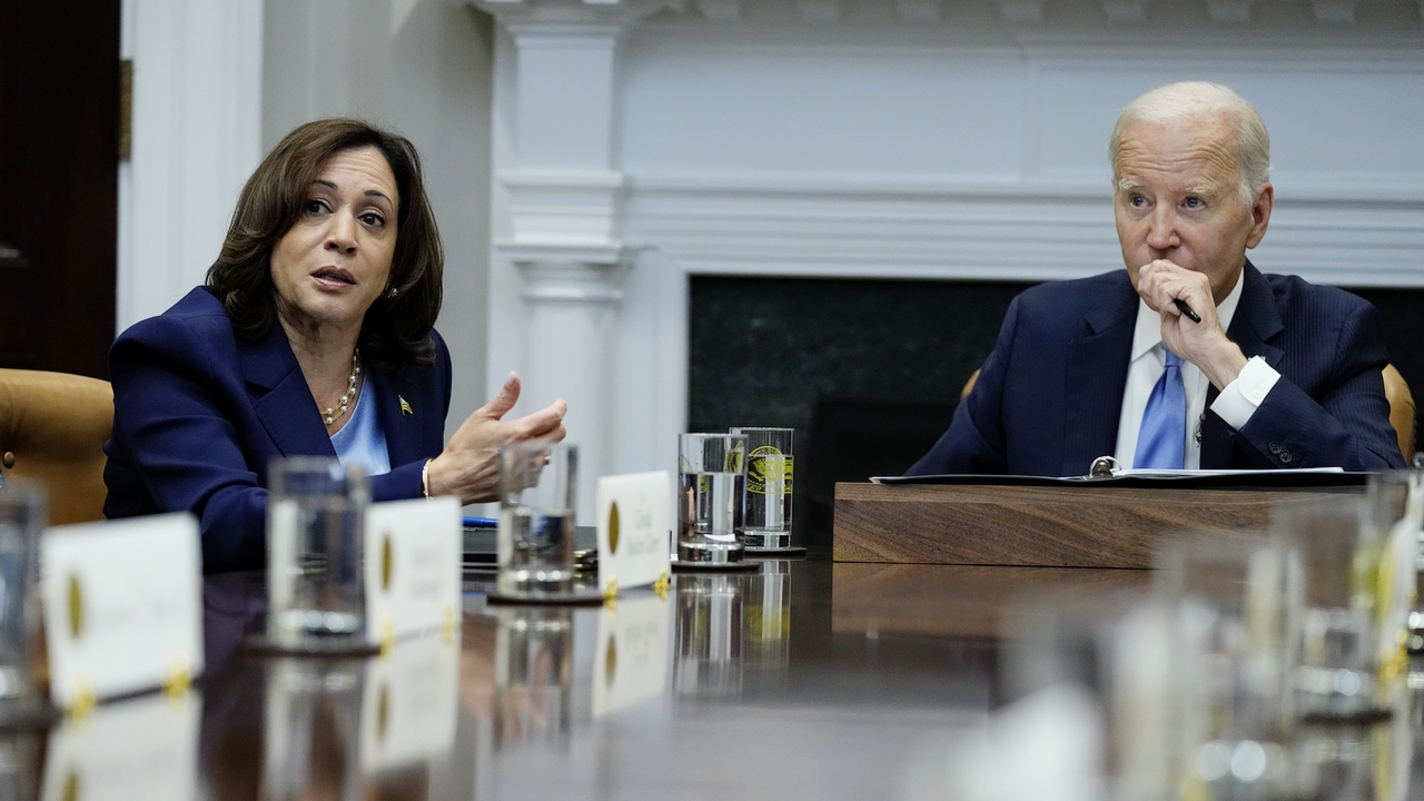 Biden, VP Harris Speak Out On Hamas Israel Hostage Deal