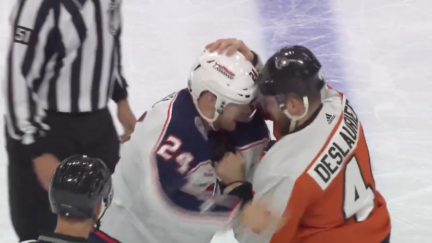 Hockey players mutually agree to stop fighting
