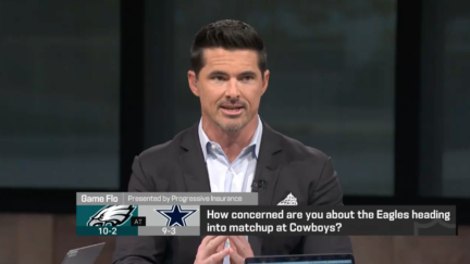 David Carr claims the Eagles should bench QB Jalen Hurts
