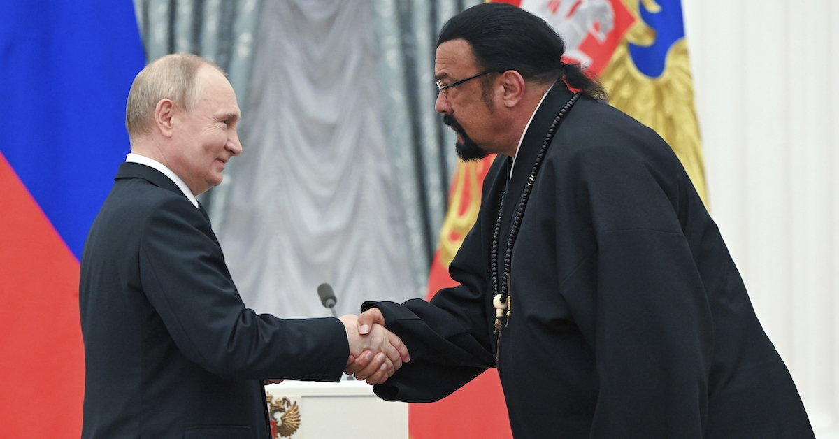 Steven Seagal Launches Into Anti-Ukraine Rant After Putin Gives Him Award