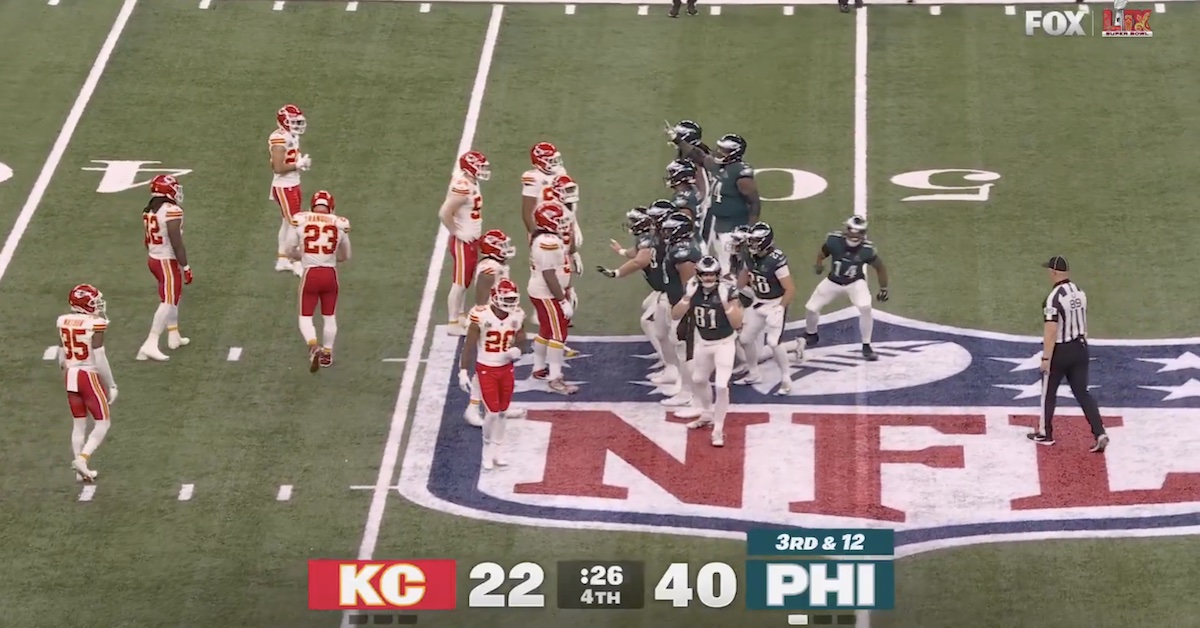 Eagles Beat Chiefs