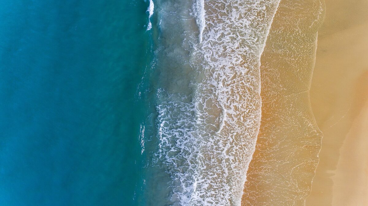 ocean waves photo