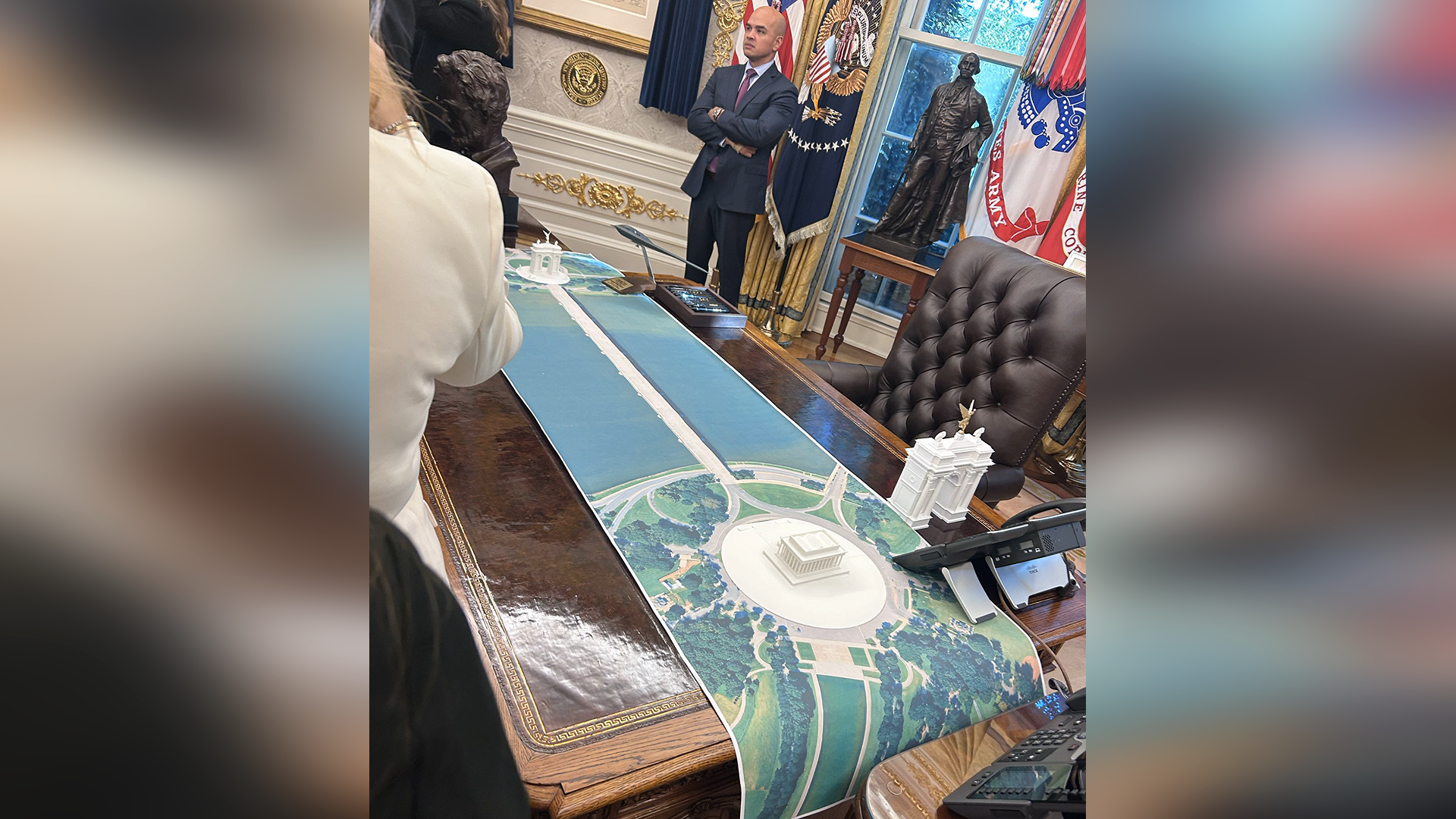 Trump-Floats-Controversial-Monument-In-Wordless-Dead-Of-Night-Post