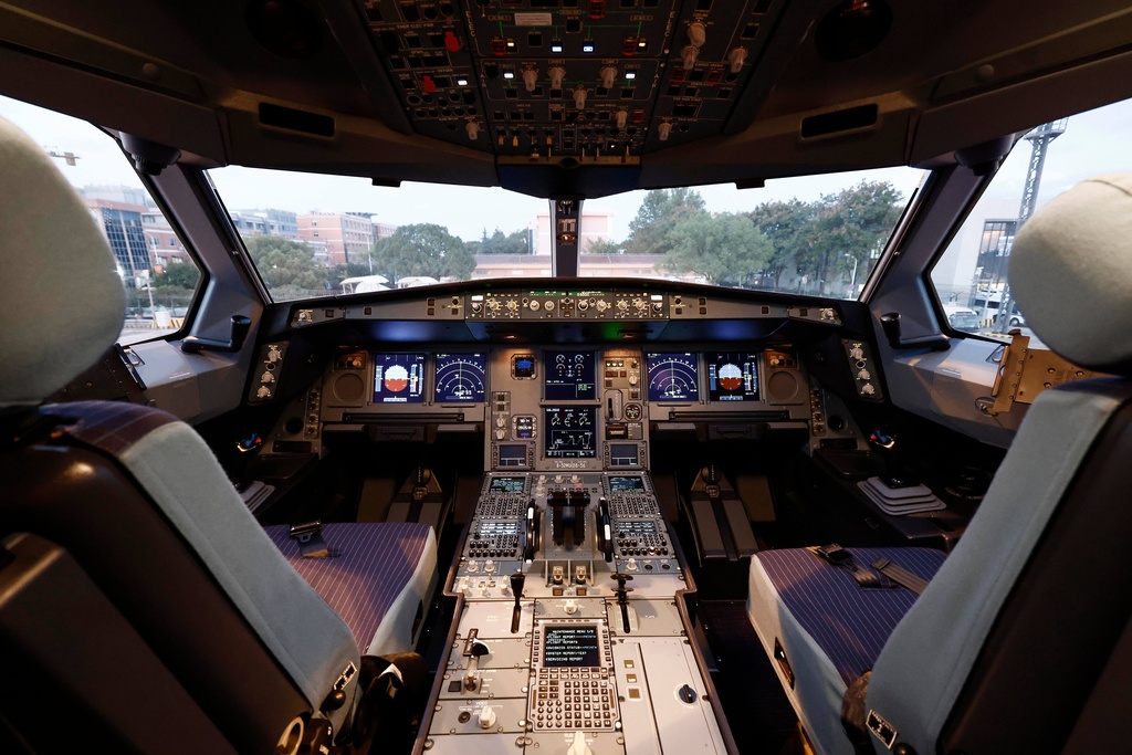 SHANGHAI, CHINA - NOVEMBER 11: General view of pilot's cockpit inside Airbus A330neo aircraft on November 11, 2025 in Shanghai, China. 