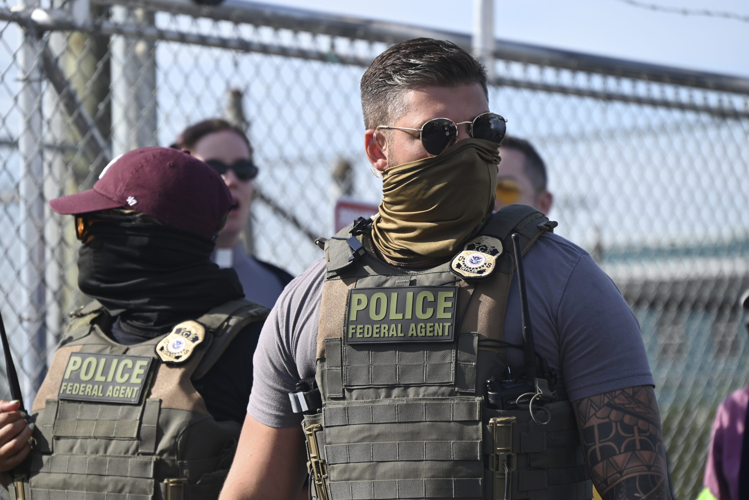 DNC Approves Resolution Urging Congress to Abolish ICE in Sweeping Rebuke of Trump’s Illegal Immigration Crackdown