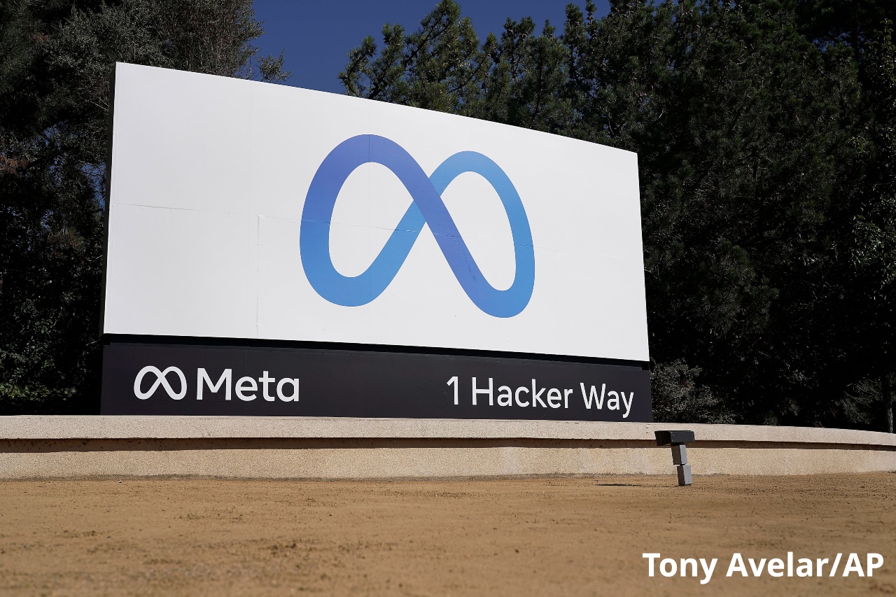 Meta logo