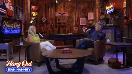 Karoline Leavitt, Sean Hannity